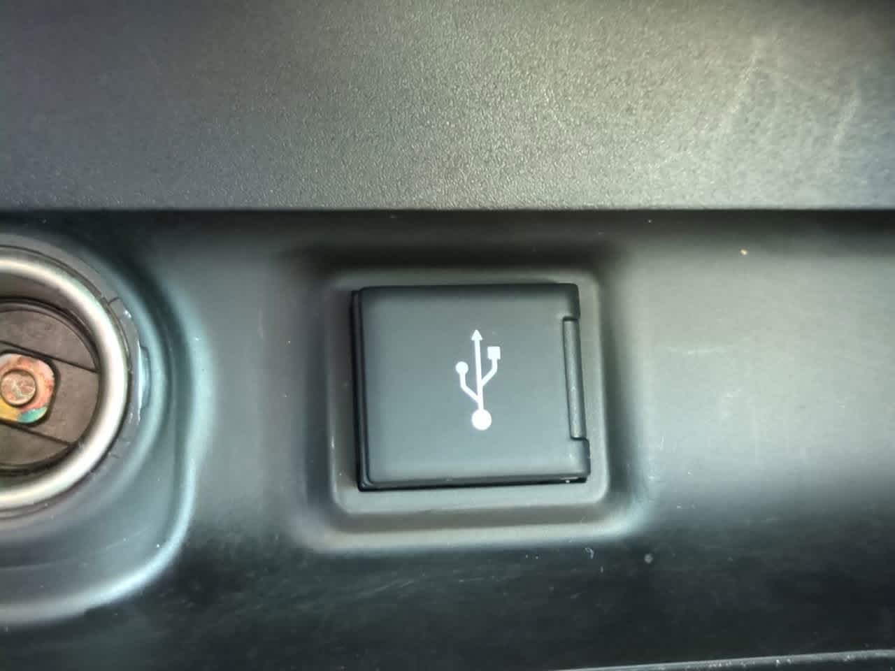 Thumbnail: 2021 Toyota RAV4 - 20