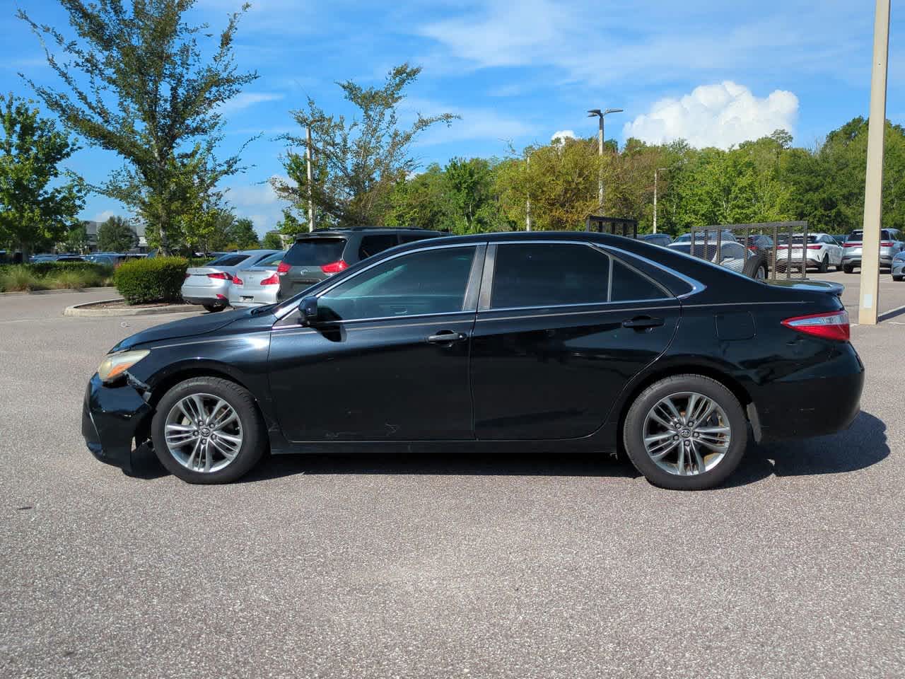 Thumbnail: 2016 Toyota Camry - 3
