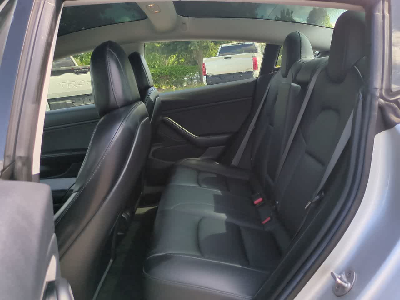 Thumbnail: 2018 Tesla Model 3 - 13