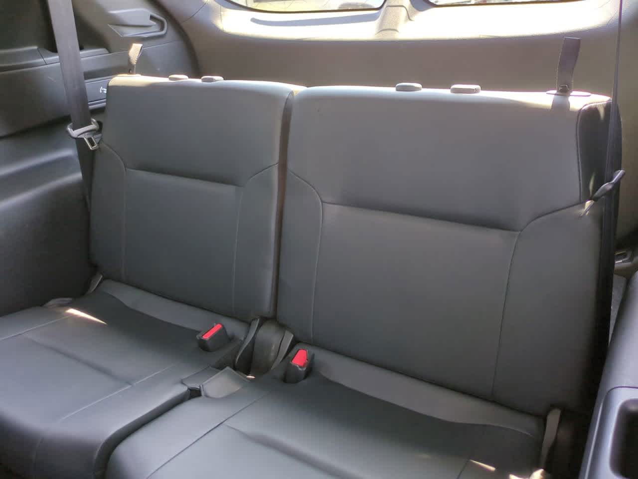 Thumbnail: 2025 Mitsubishi Outlander - 13