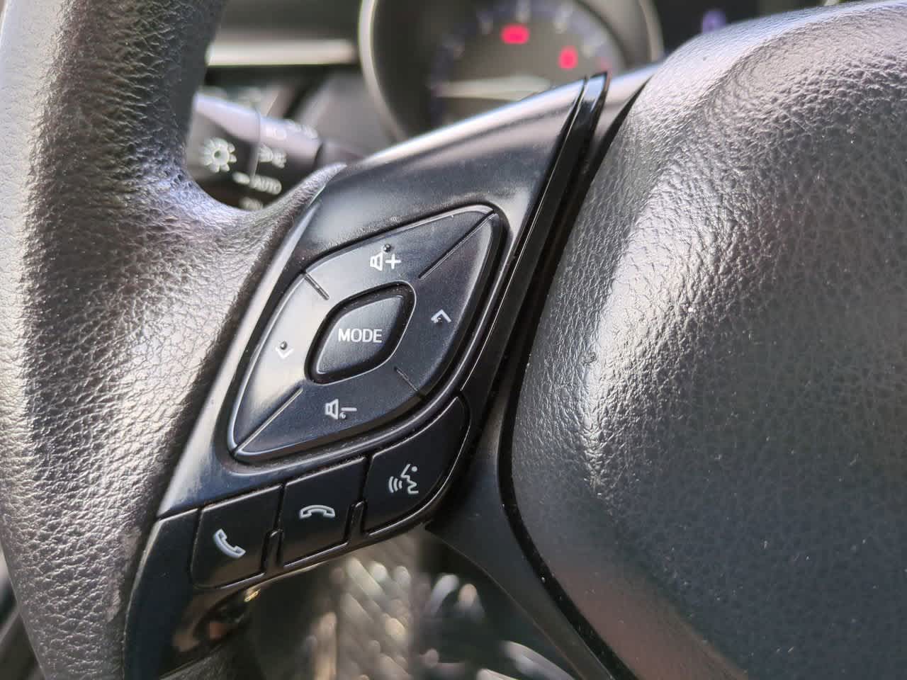 Thumbnail: 2019 Toyota C-HR - 22
