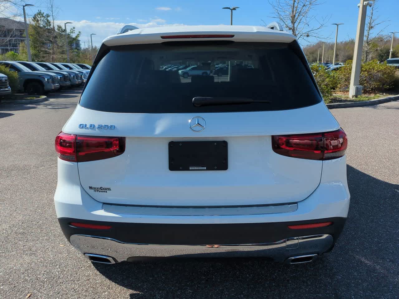 Thumbnail: 2023 Mercedes-Benz GLB - 5