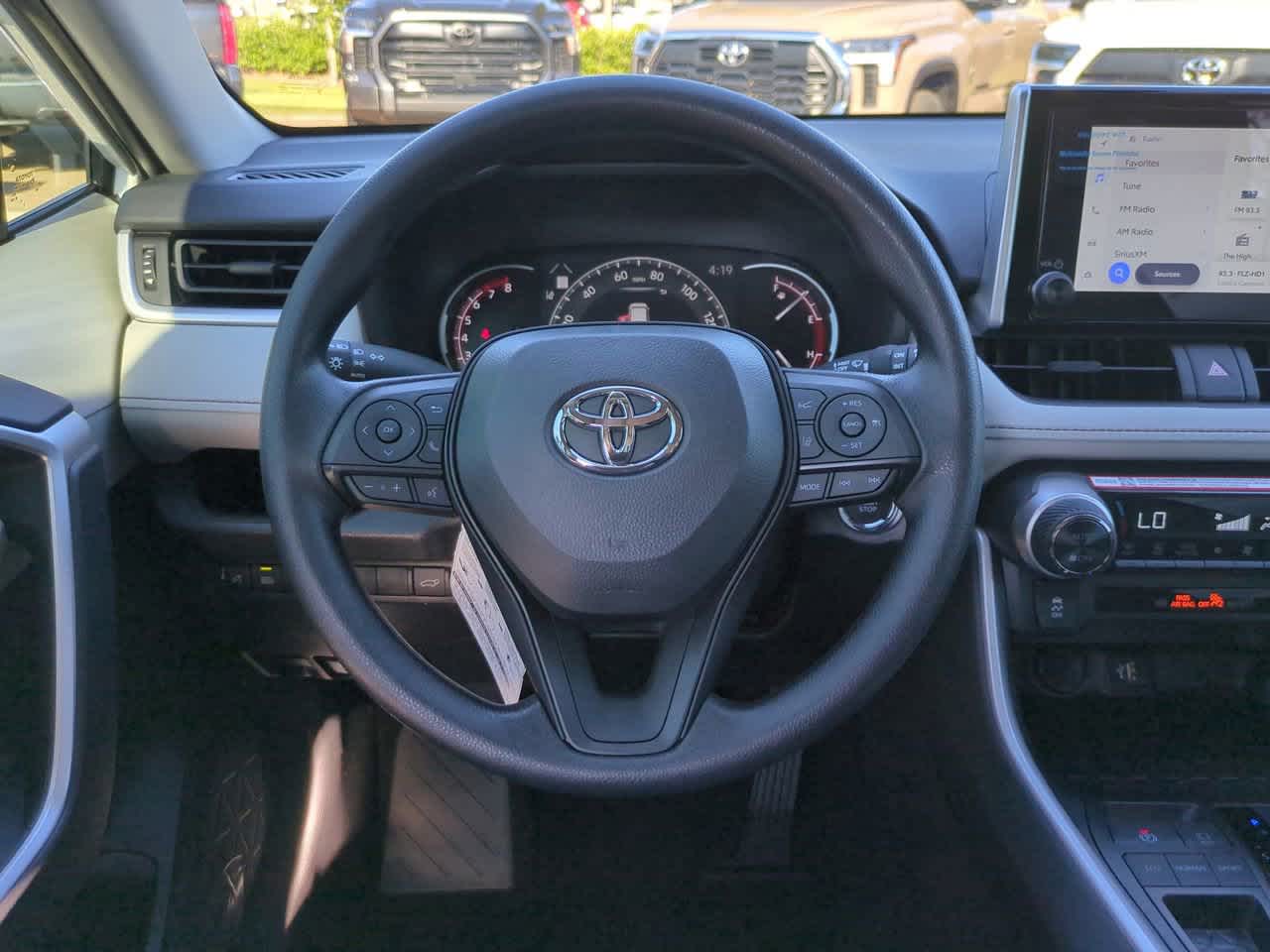 Thumbnail: 2025 Toyota RAV4 - 15