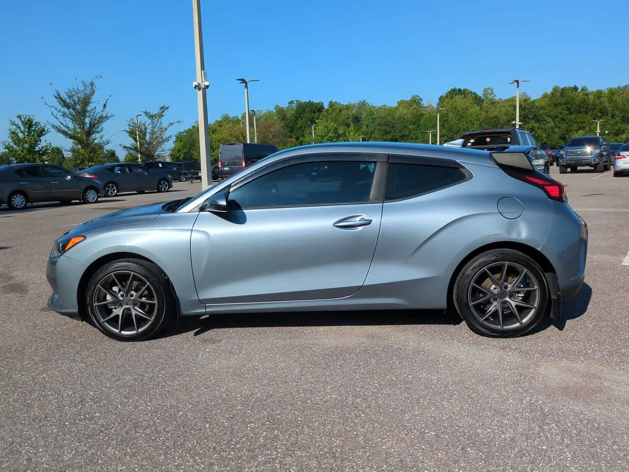 Thumbnail: 2020 Hyundai Veloster - 3