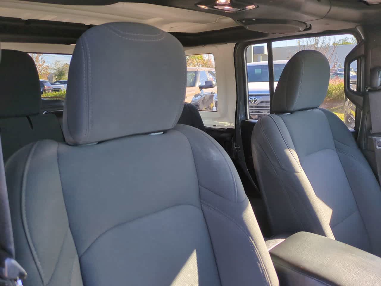 Thumbnail: 2021 Jeep Wrangler - 7