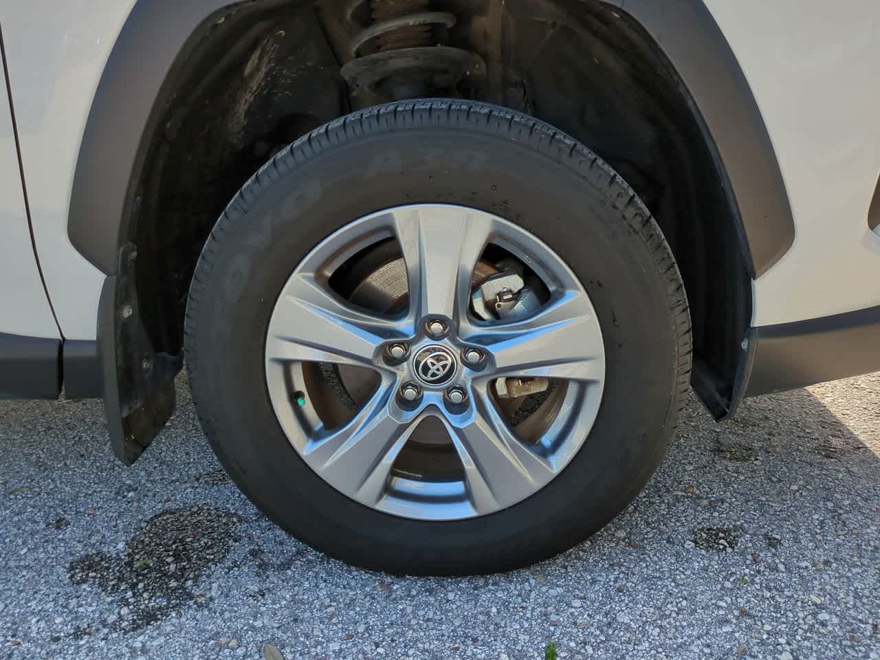 Thumbnail: 2024 Toyota RAV4 - 11
