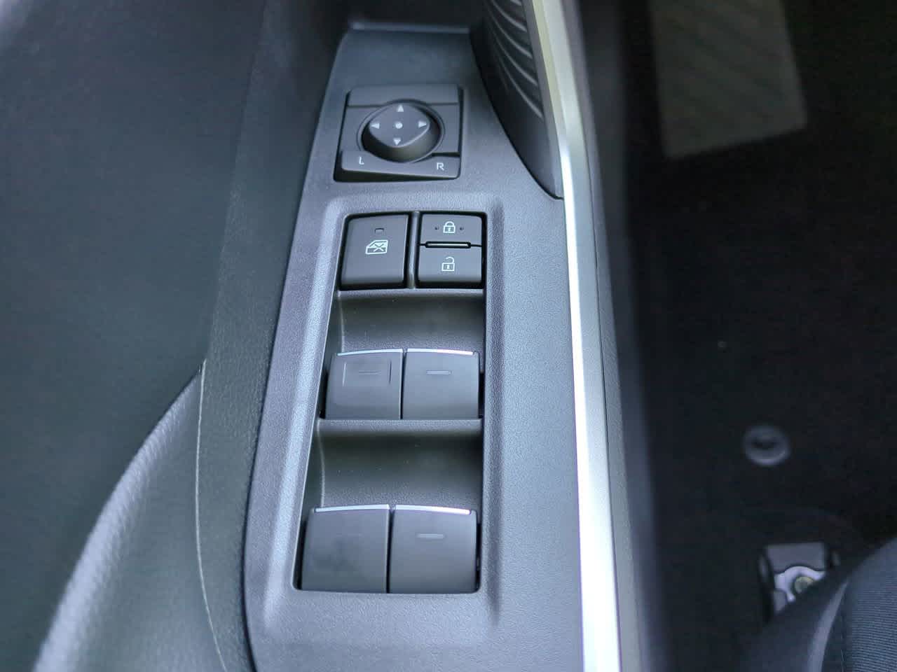 Thumbnail: 2025 Toyota RAV4 - 22