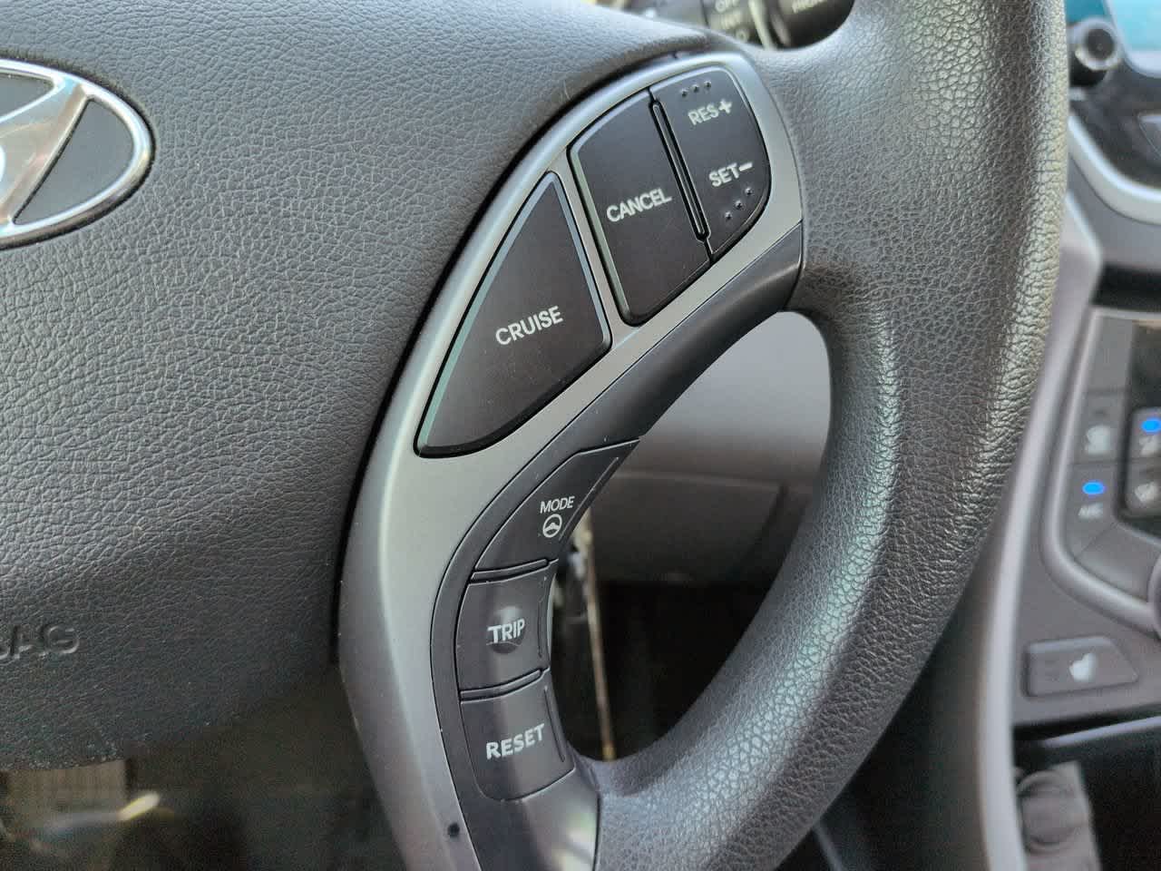 Thumbnail: 2014 Hyundai Elantra - 24