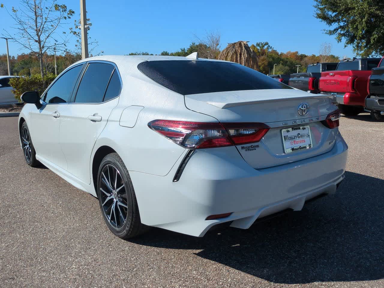 Thumbnail: 2022 Toyota Camry - 4