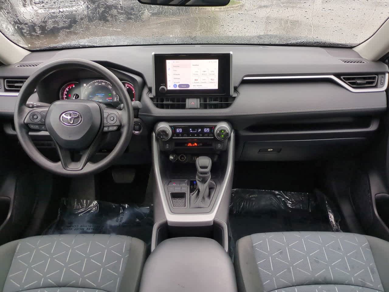 Thumbnail: 2025 Toyota RAV4 - 13