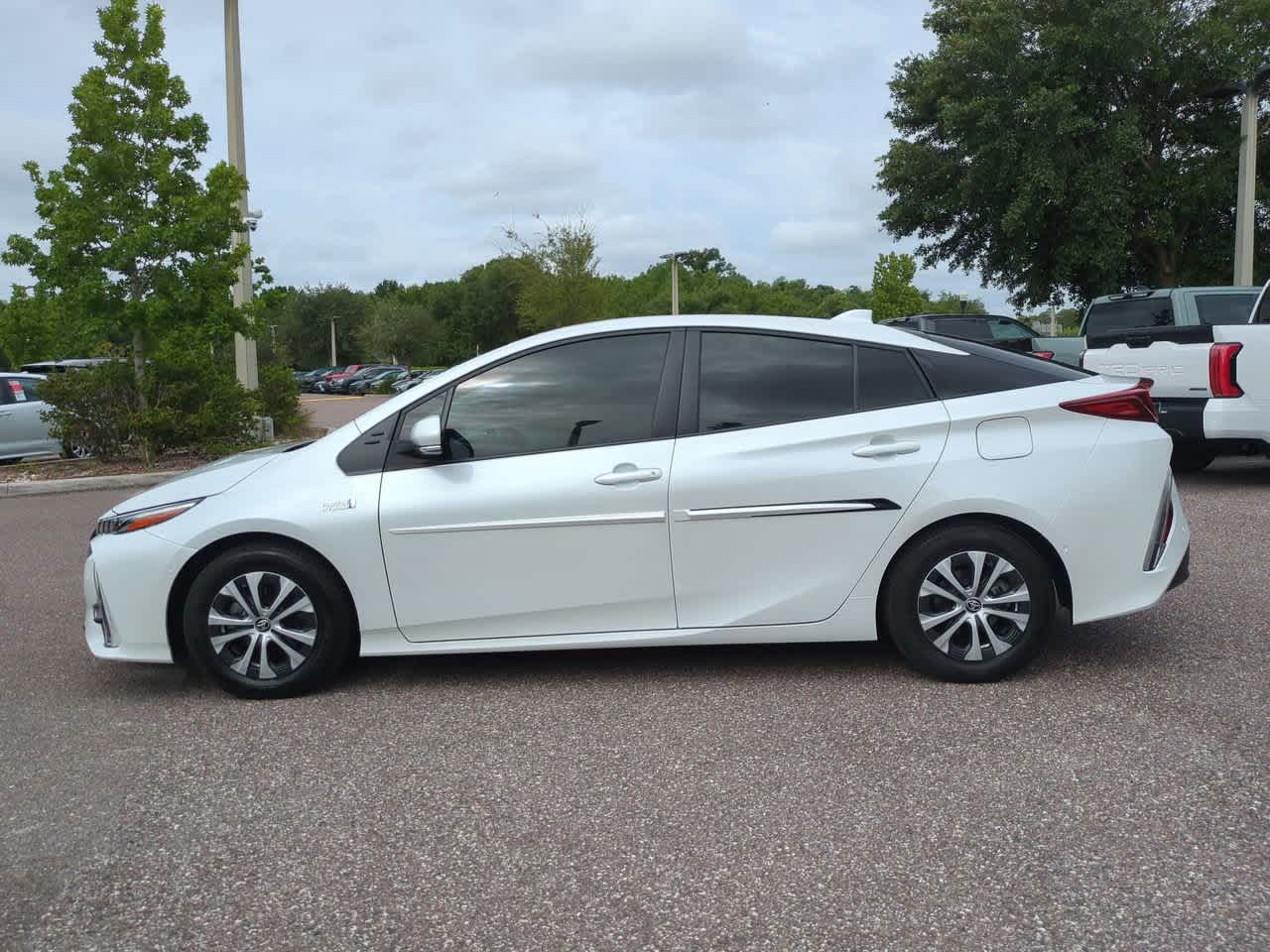 Thumbnail: 2021 Toyota Prius Prime - 3