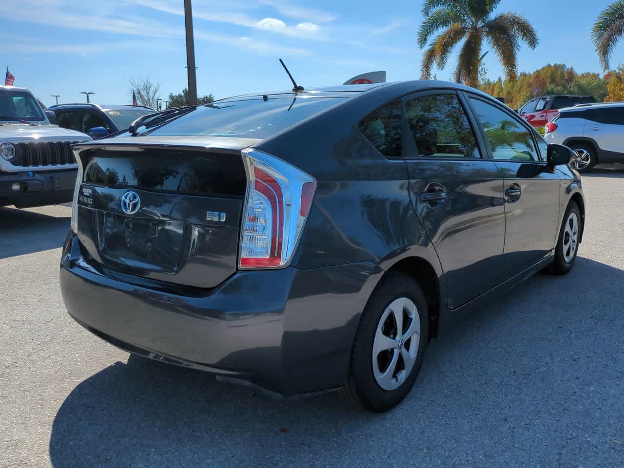 Thumbnail: 2015 Toyota Prius - 6