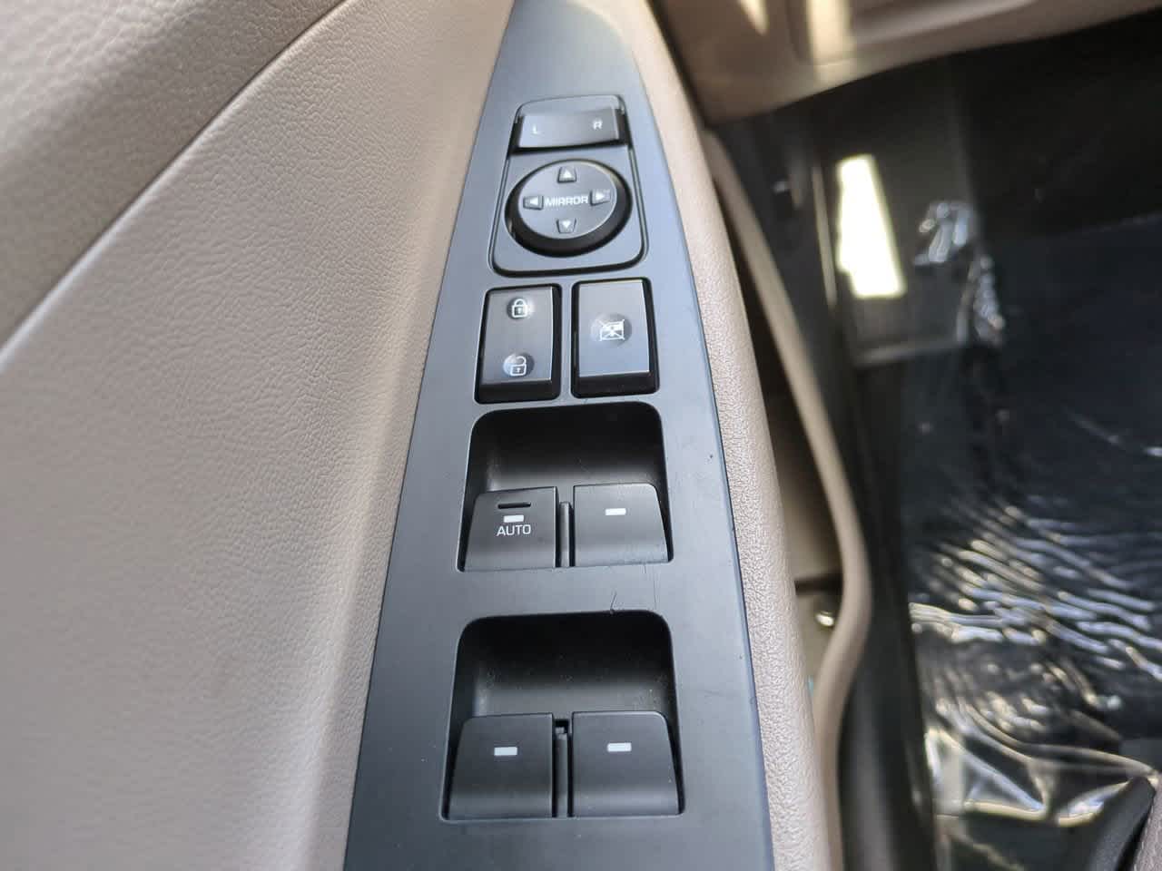 Thumbnail: 2019 Hyundai Tucson - 22