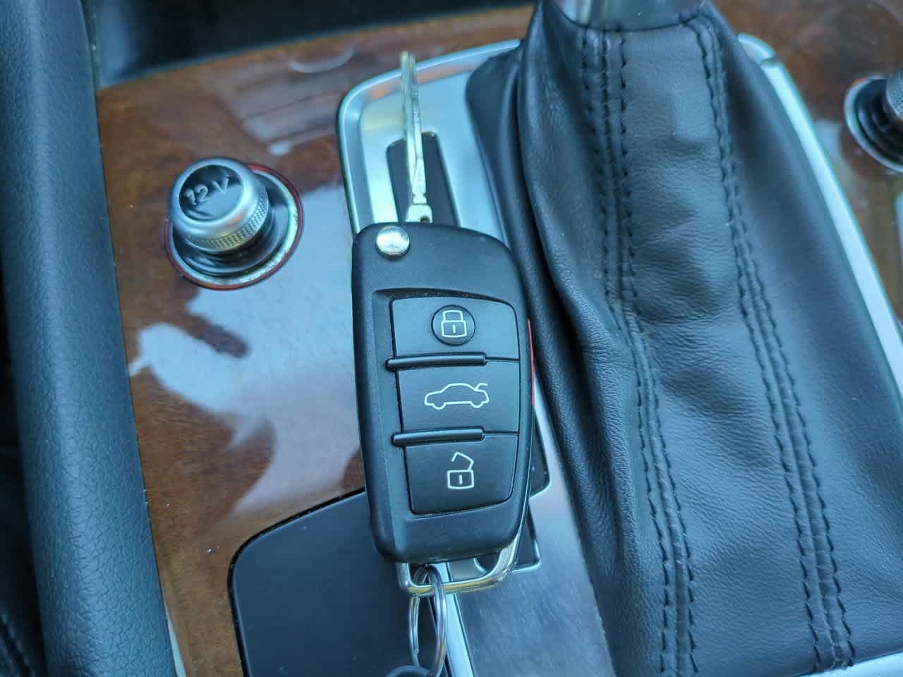 Thumbnail: 2013 Audi Q7 - 27