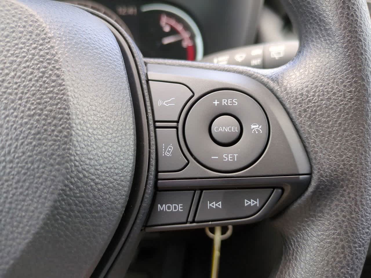 Thumbnail: 2025 Toyota RAV4 - 23