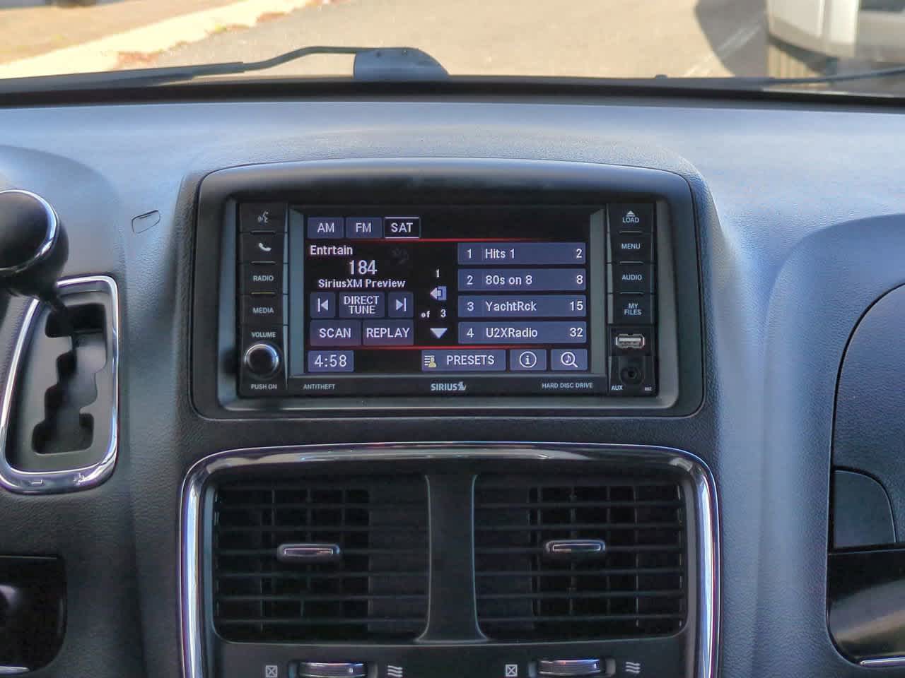 Thumbnail: 2017 Dodge Grand Caravan - 18