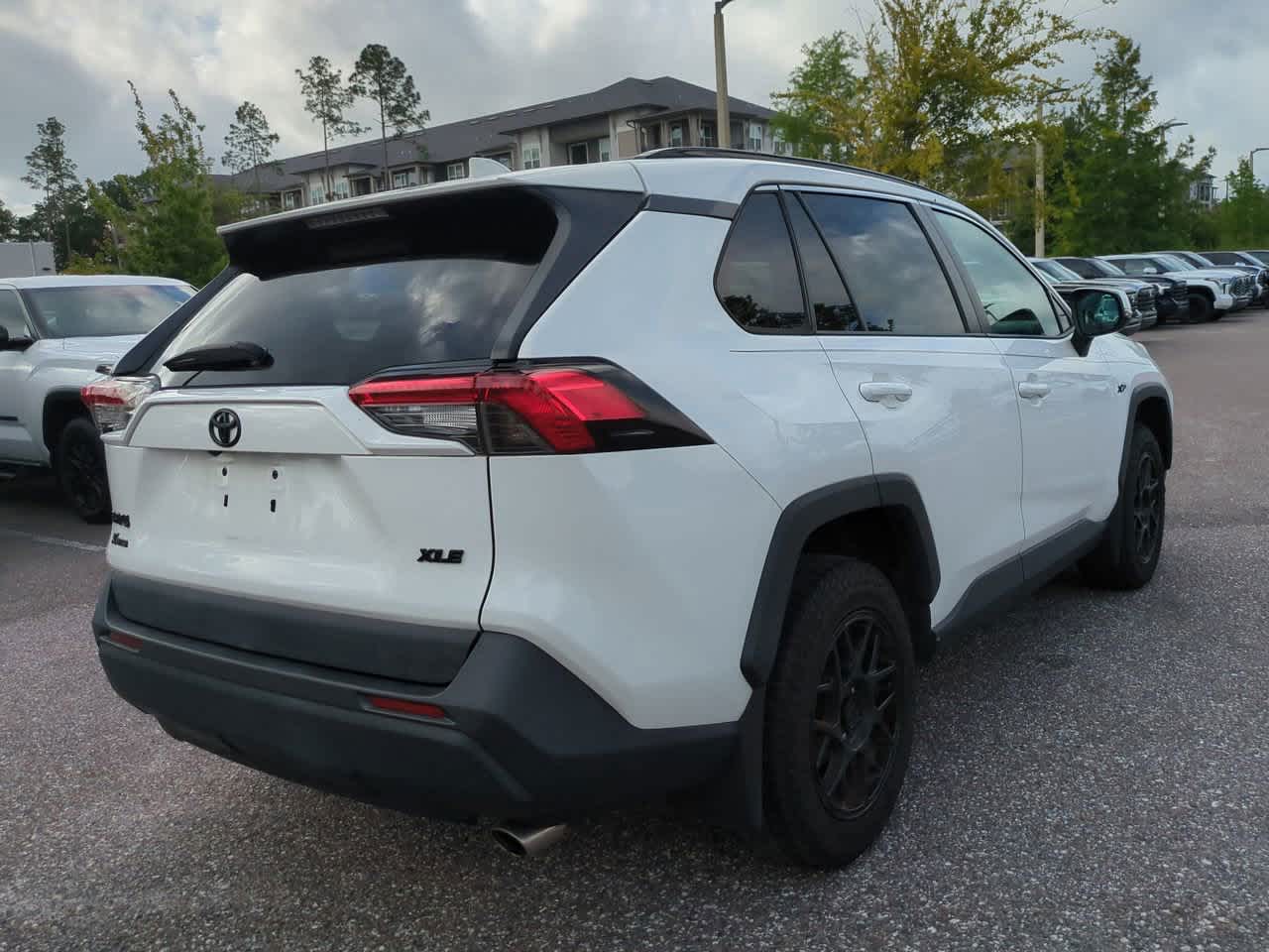 Thumbnail: 2020 Toyota RAV4 - 6