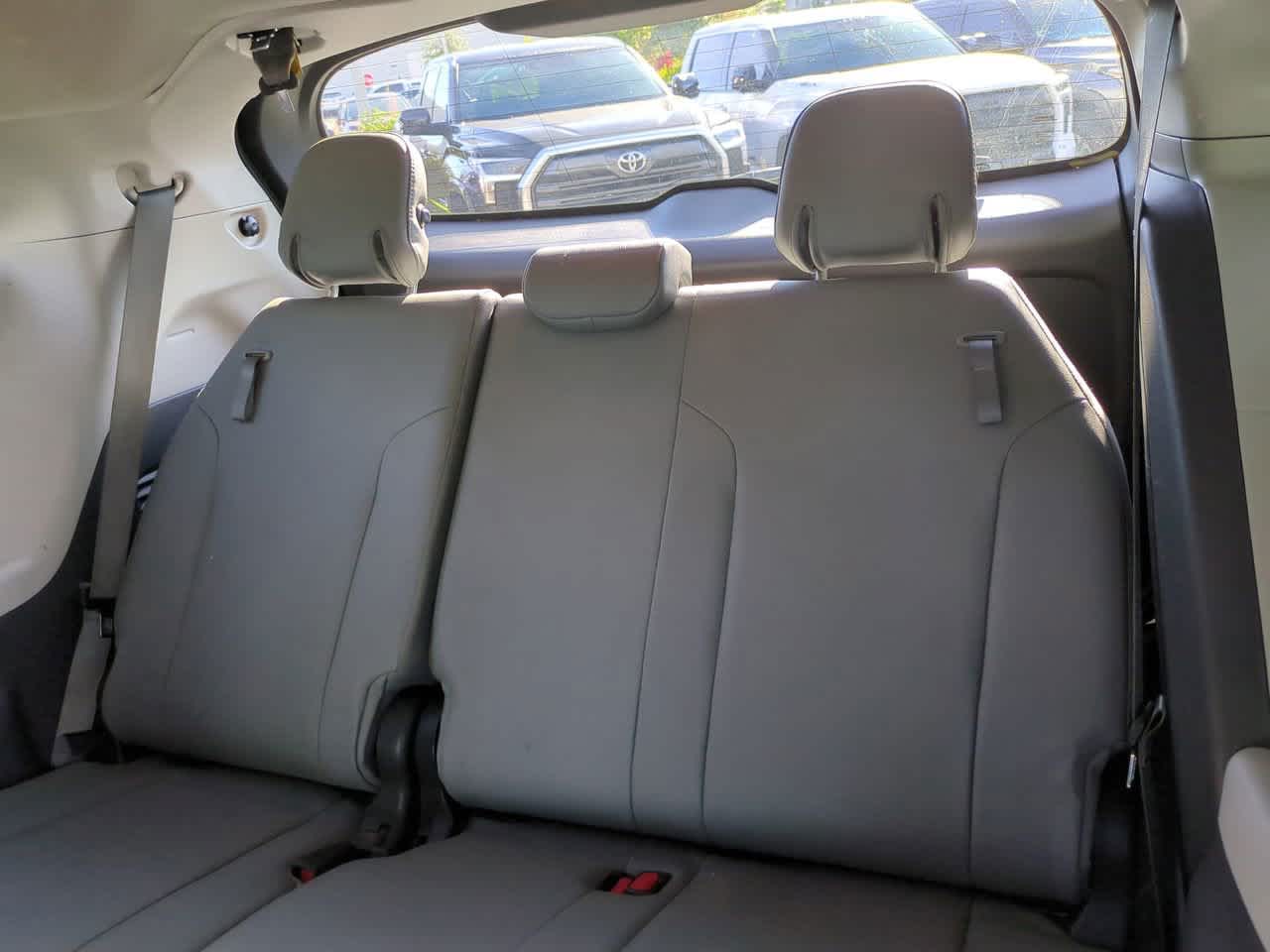 Thumbnail: 2021 Toyota Sienna - 13