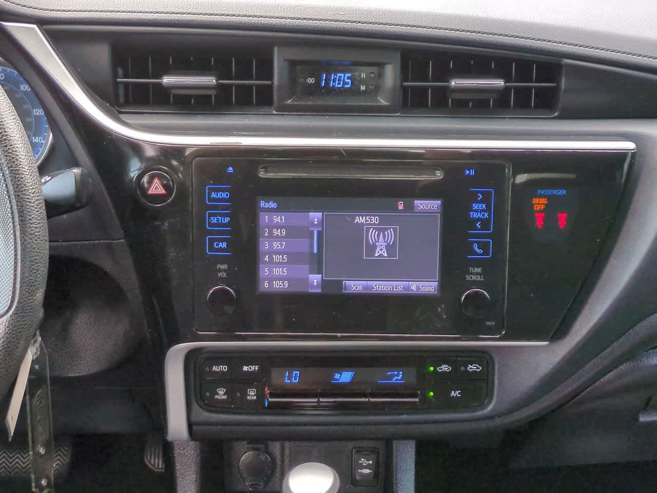 Thumbnail: 2018 Toyota Corolla - 16