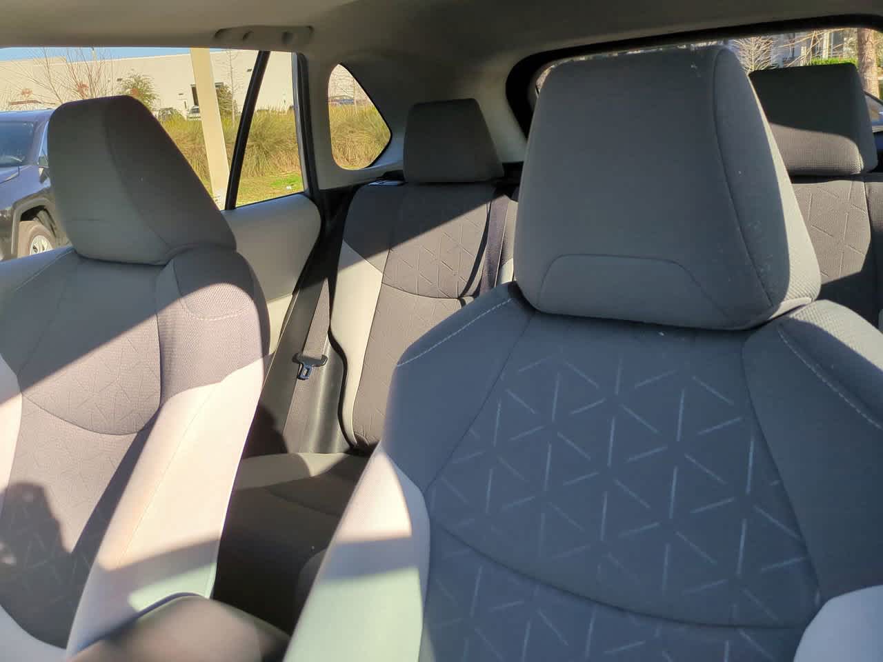 Thumbnail: 2019 Toyota RAV4 - 7