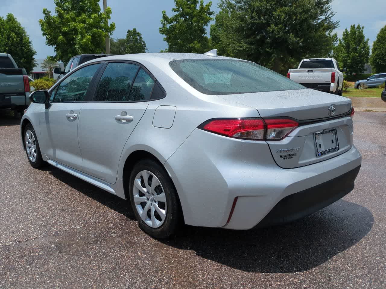 Thumbnail: 2023 Toyota Corolla - 4