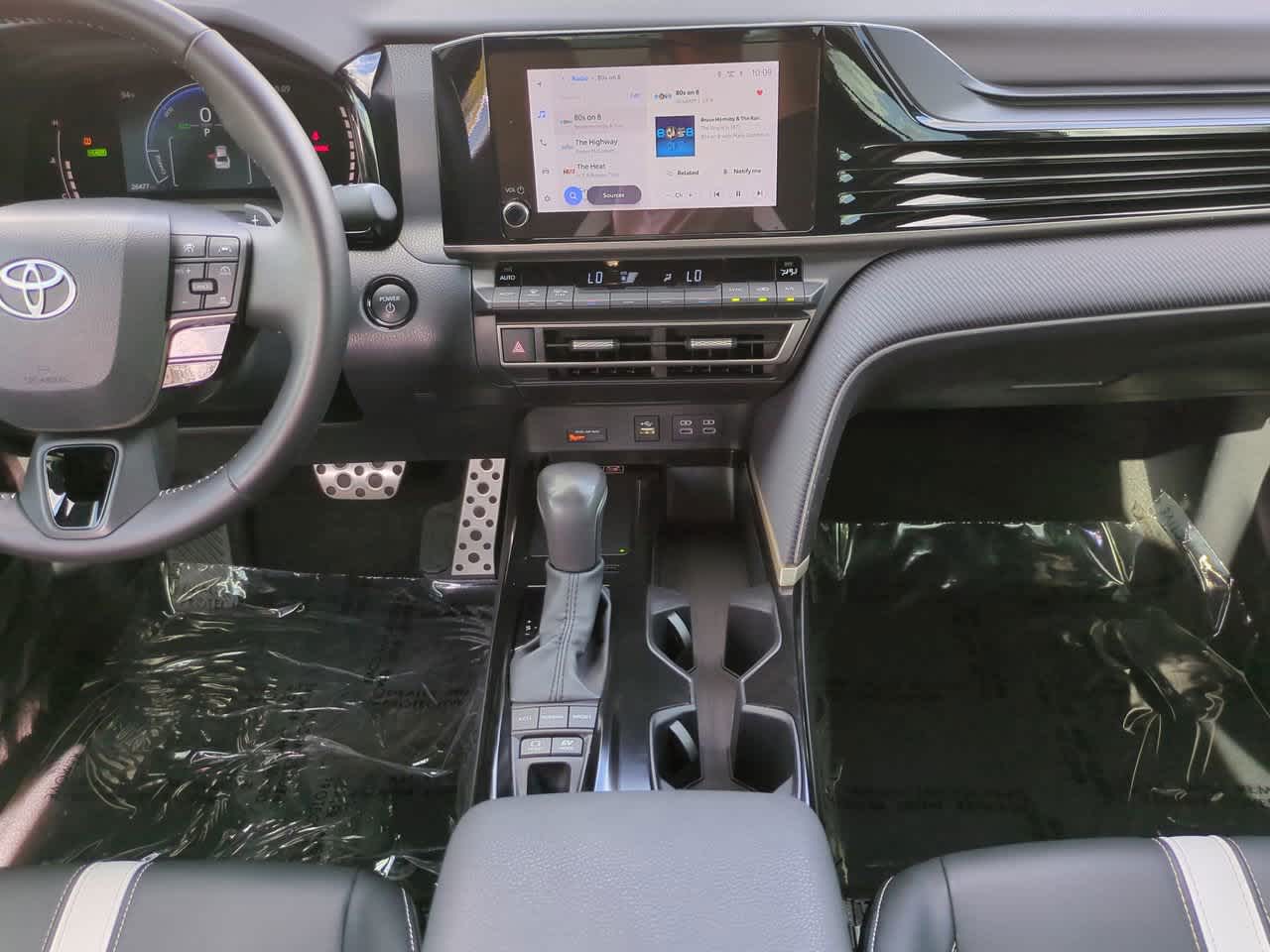 Thumbnail: 2025 Toyota Camry - 18
