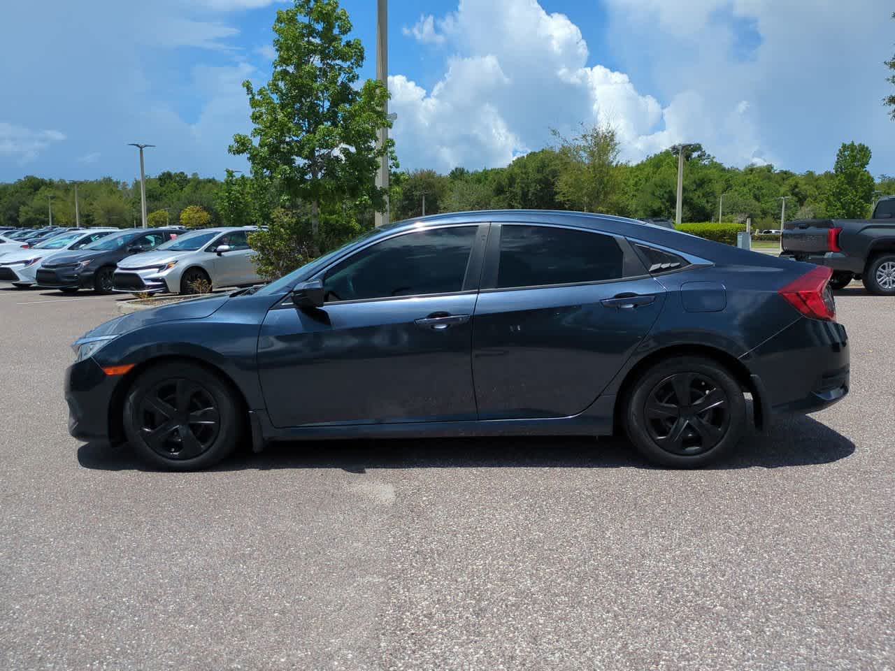 Thumbnail: 2017 Honda Civic - 3