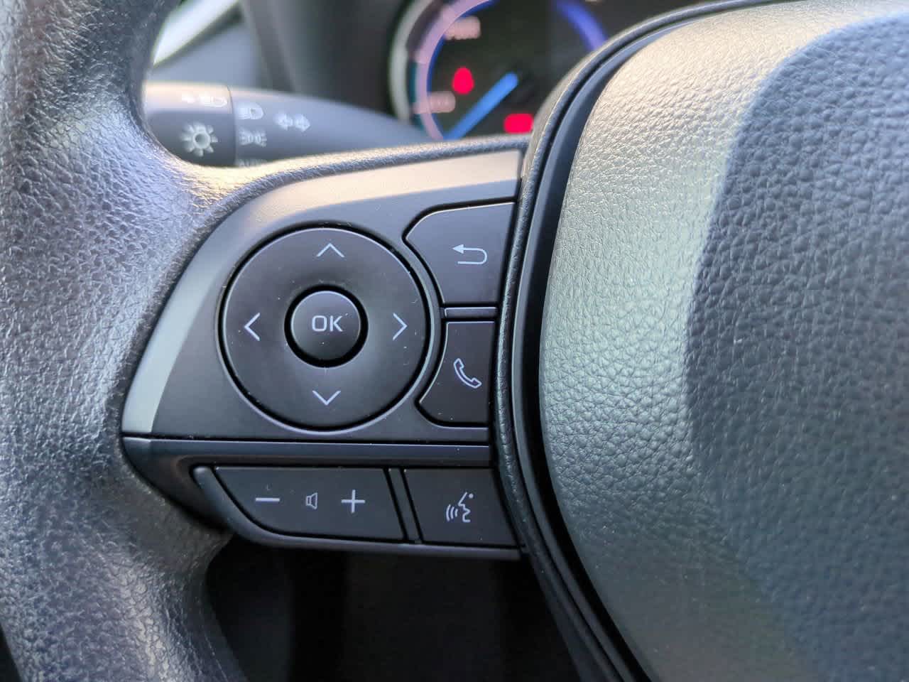 Thumbnail: 2025 Toyota RAV4 - 22