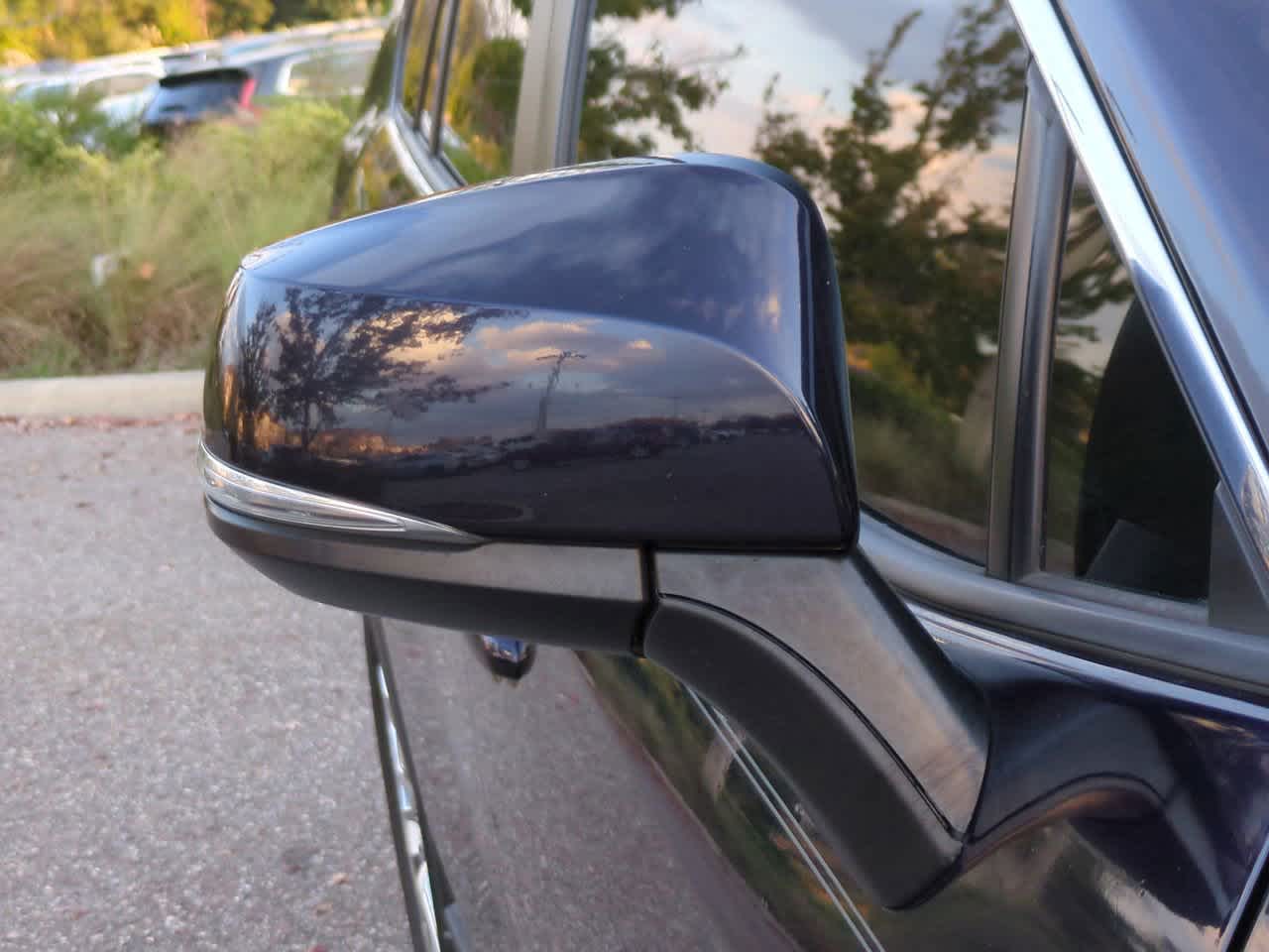 Thumbnail: 2020 Toyota RAV4 - 12