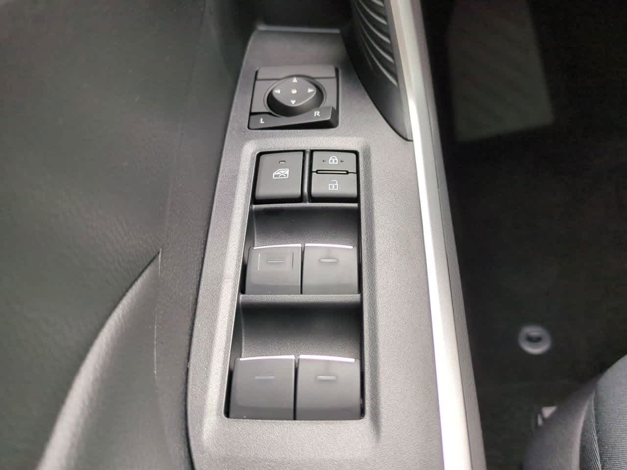 Thumbnail: 2025 Toyota RAV4 - 21