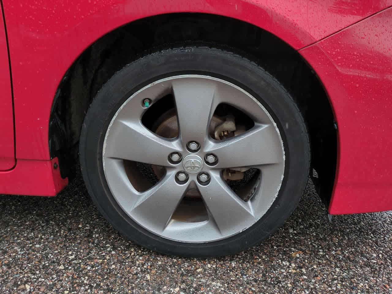 Thumbnail: 2015 Toyota Prius - 11