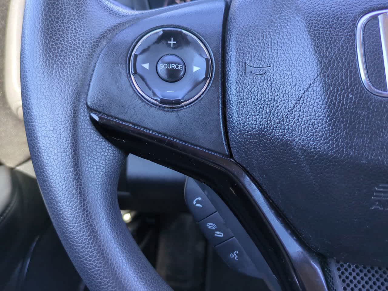 Thumbnail: 2018 Honda HR-V - 22