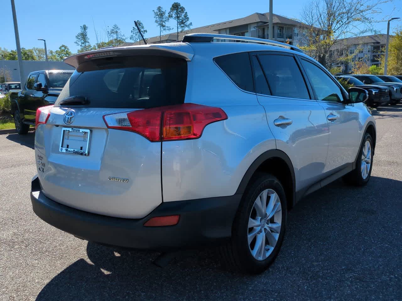 Thumbnail: 2013 Toyota RAV4 - 6