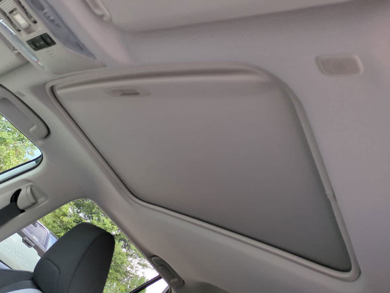 Thumbnail: 2025 Toyota RAV4 - 19