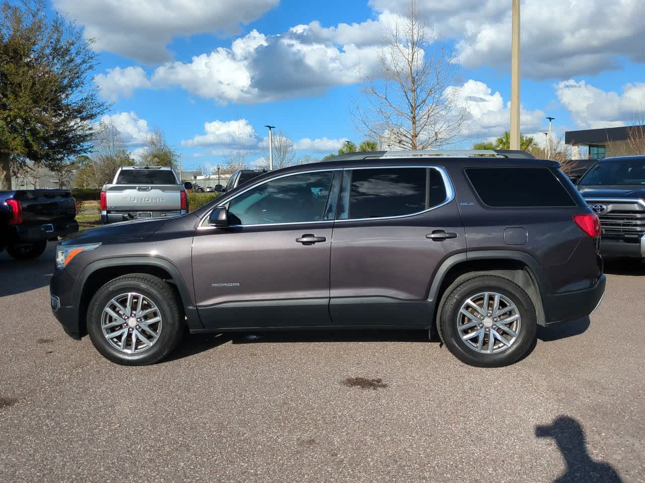 Thumbnail: 2017 GMC Acadia - 3