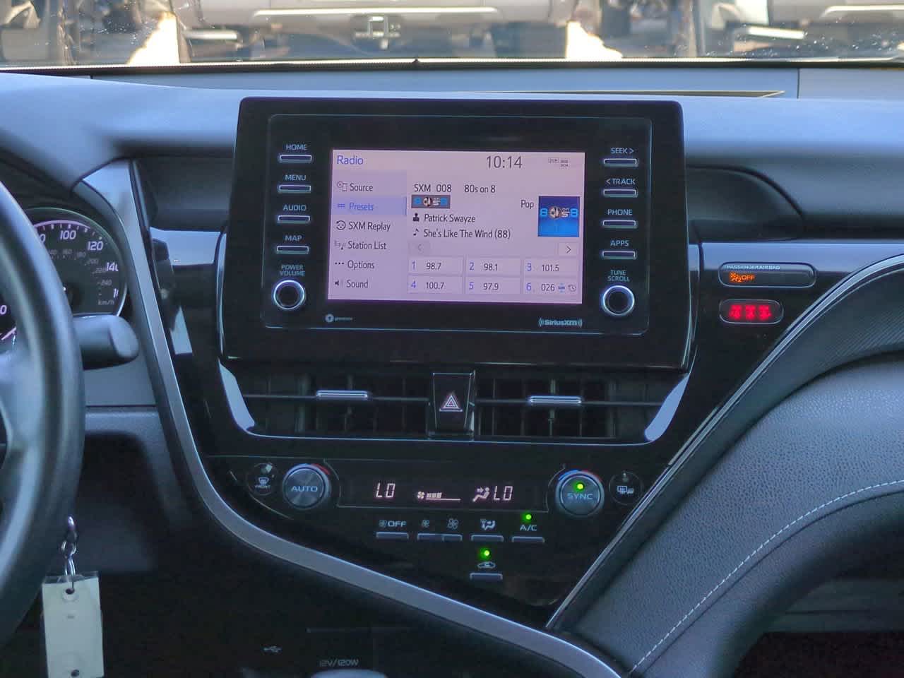 Thumbnail: 2022 Toyota Camry - 17