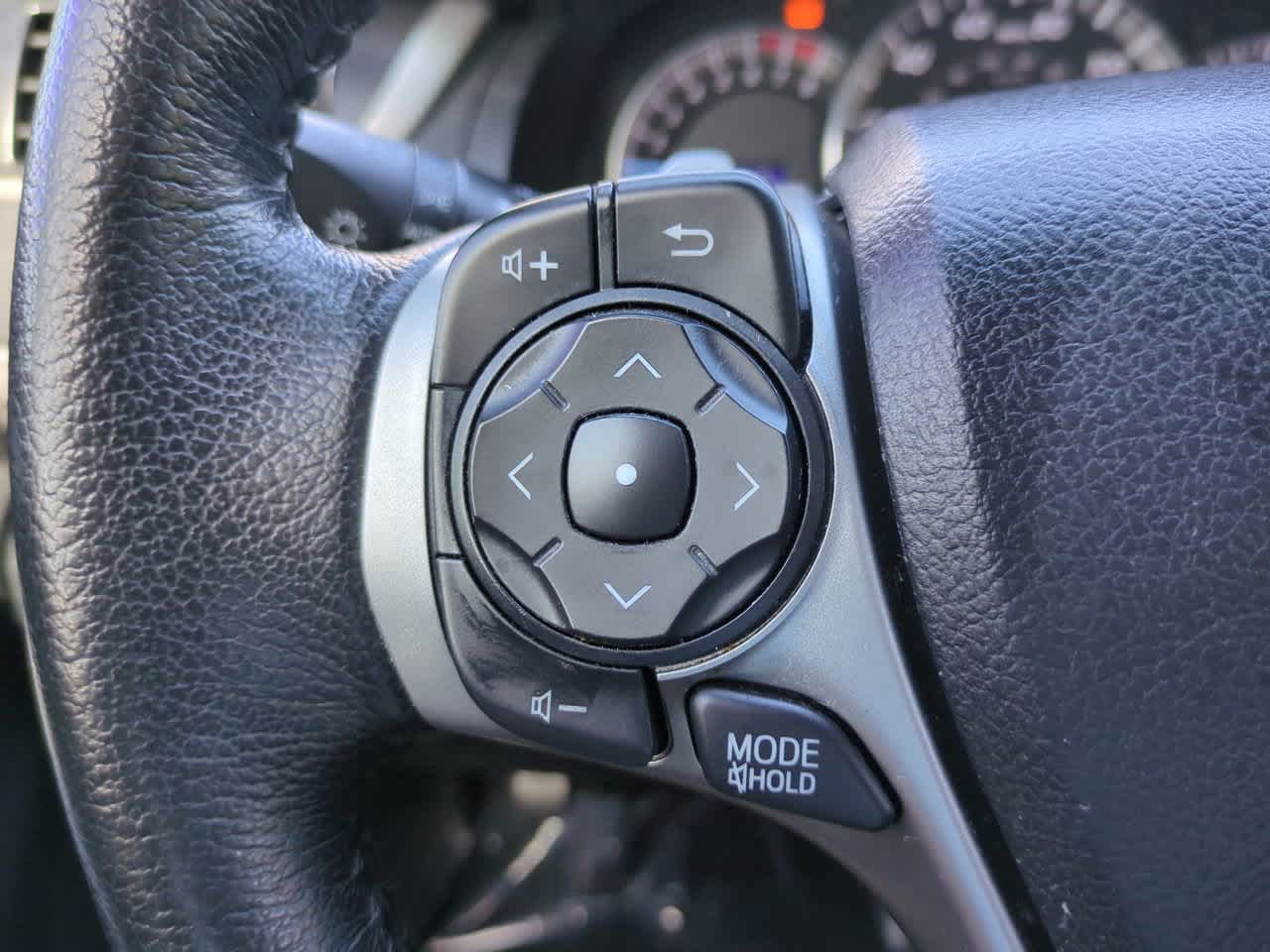 Thumbnail: 2014 Toyota Camry - 21