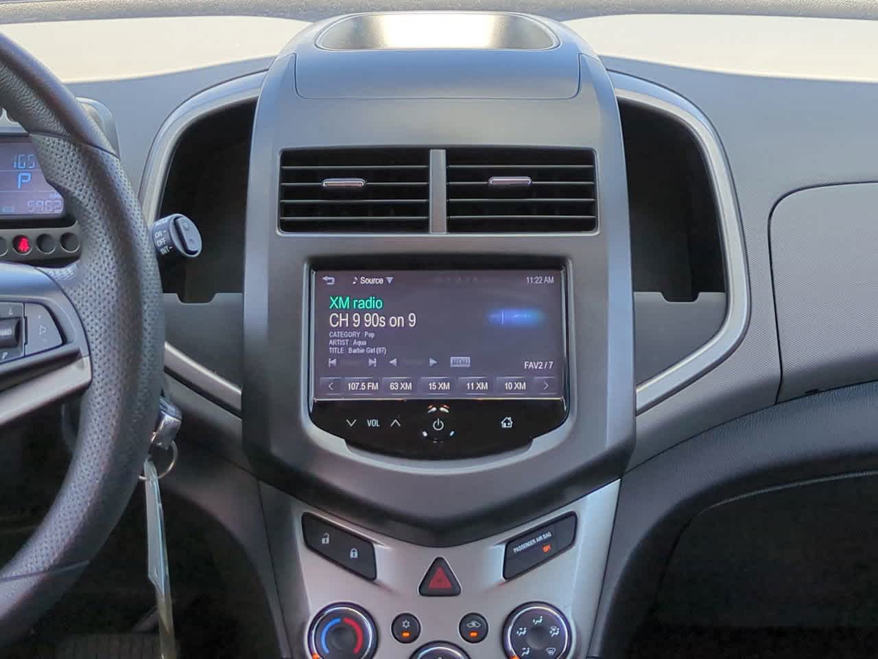Thumbnail: 2015 Chevrolet Sonic - 17