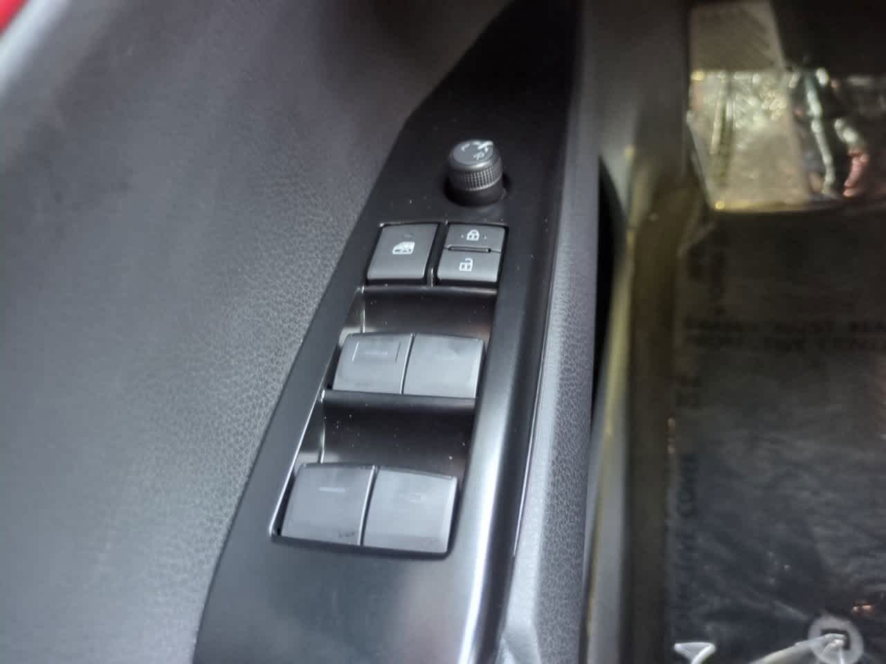 Thumbnail: 2025 Toyota Camry - 23