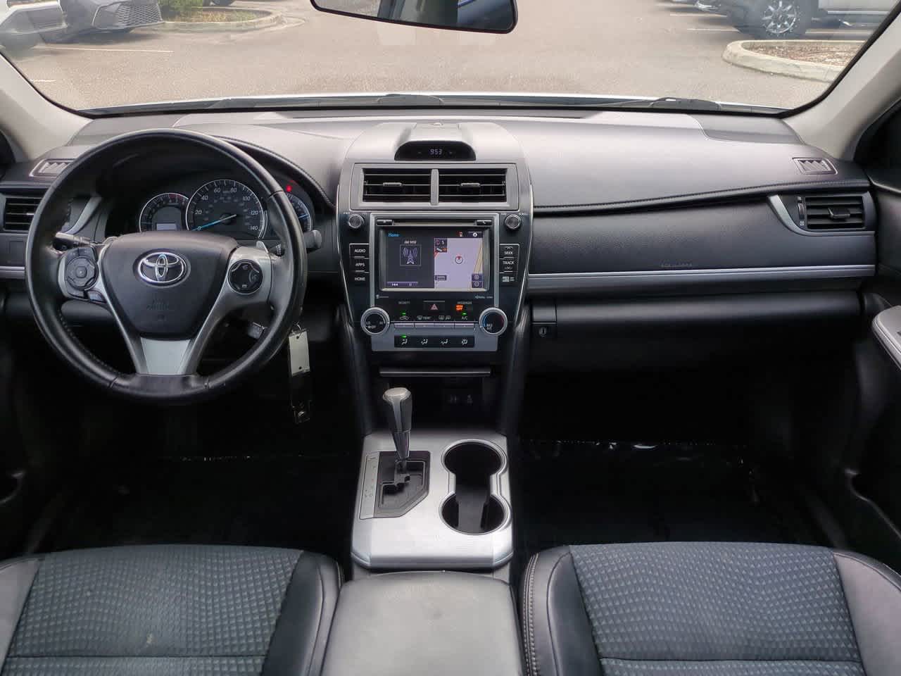 Thumbnail: 2014 Toyota Camry - 14