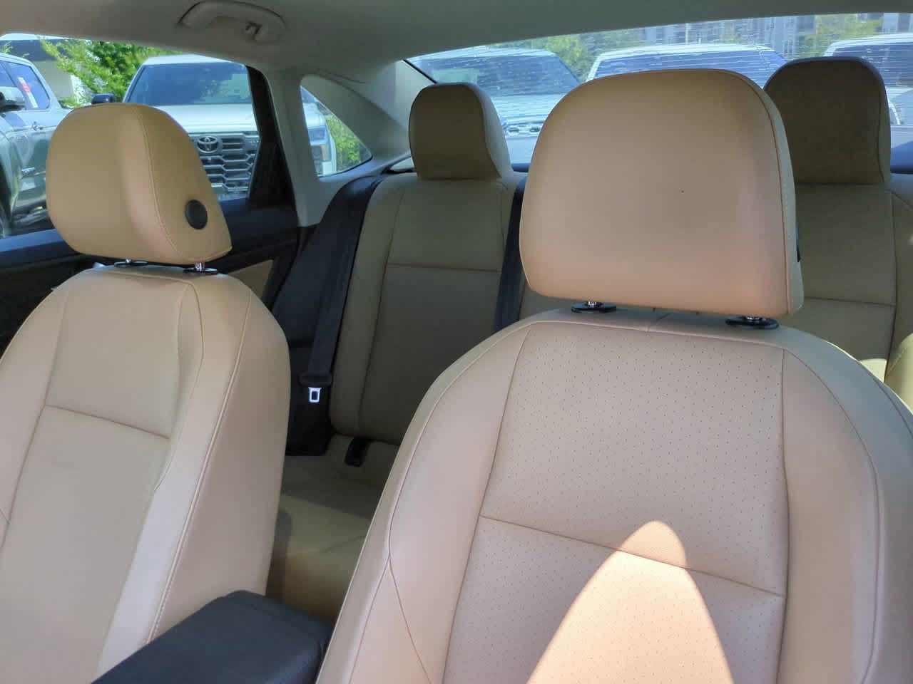 Thumbnail: 2019 Volkswagen Jetta - 8