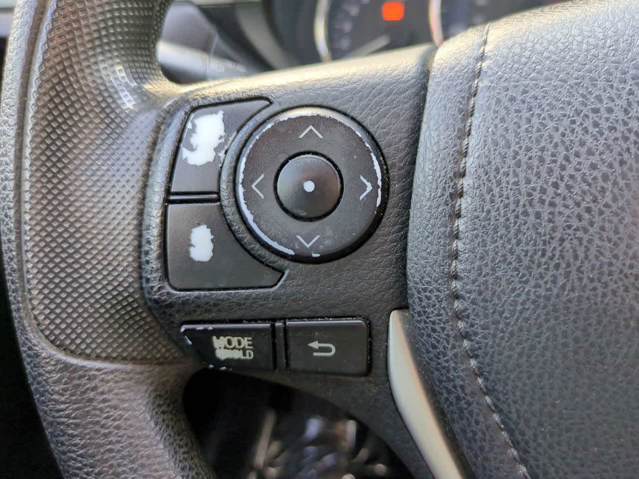 Thumbnail: 2016 Toyota Corolla - 21