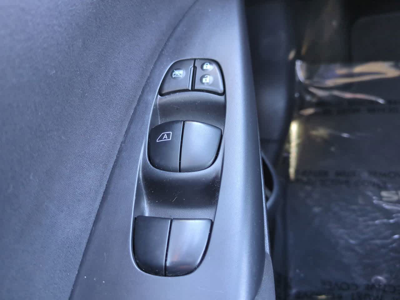 Thumbnail: 2014 Nissan Sentra - 19