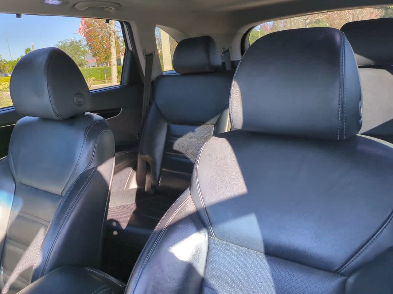 Thumbnail: 2019 Kia Sorento - 8