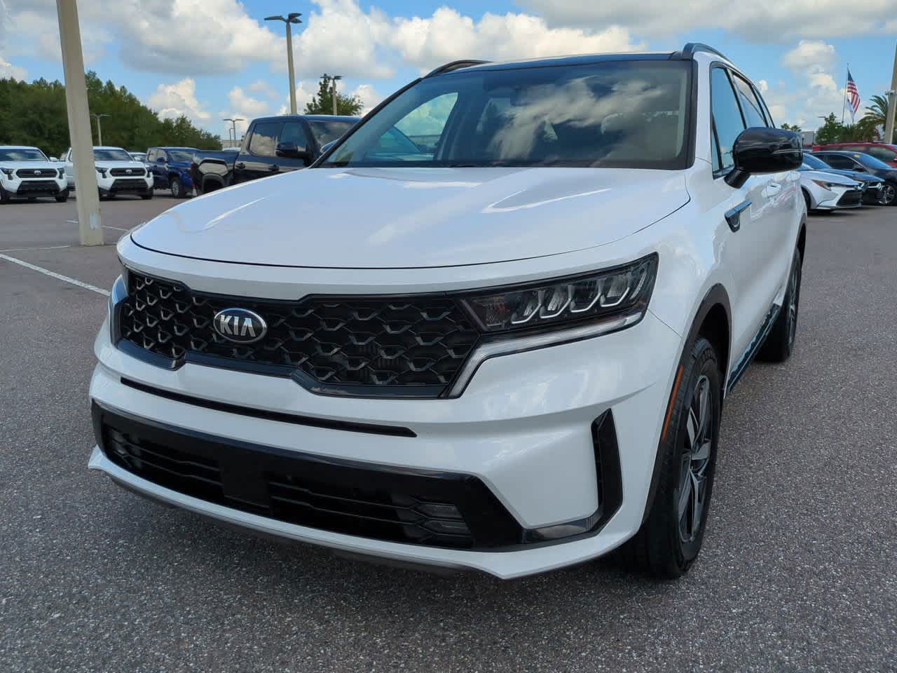 Thumbnail: 2021 Kia Sorento - 2