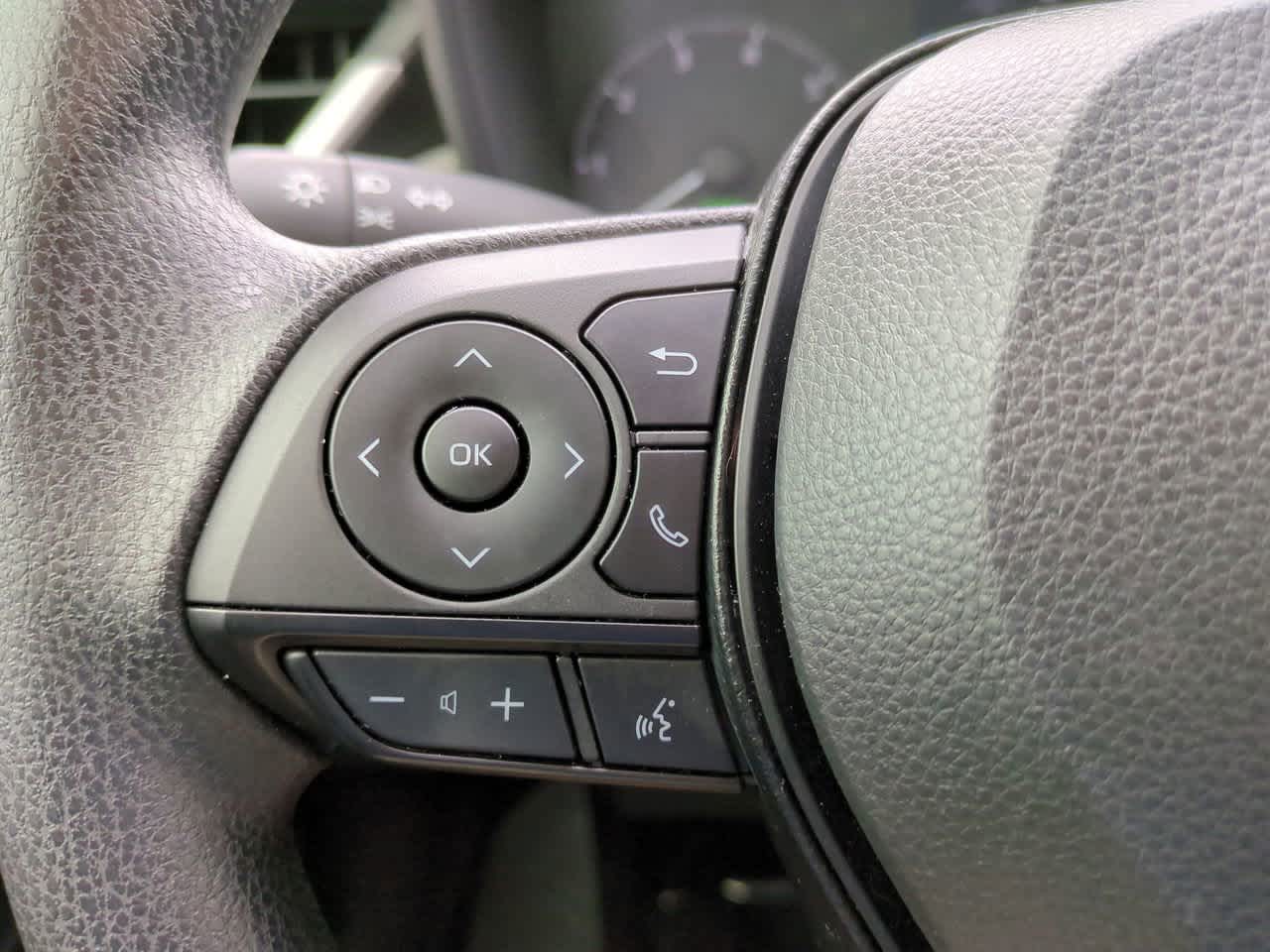 2025 Toyota Corolla LE 22