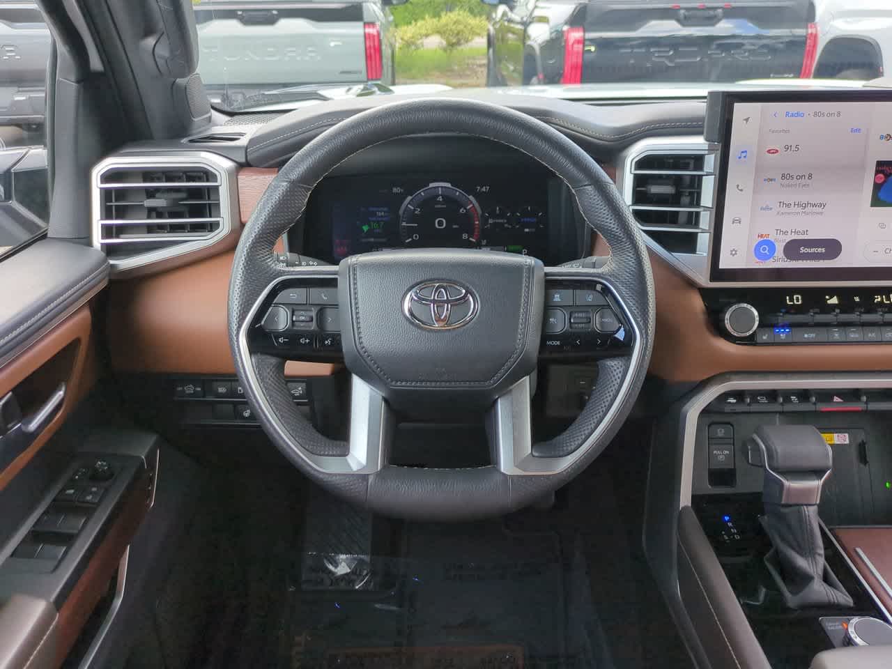 Thumbnail: 2024 Toyota Tundra - 15