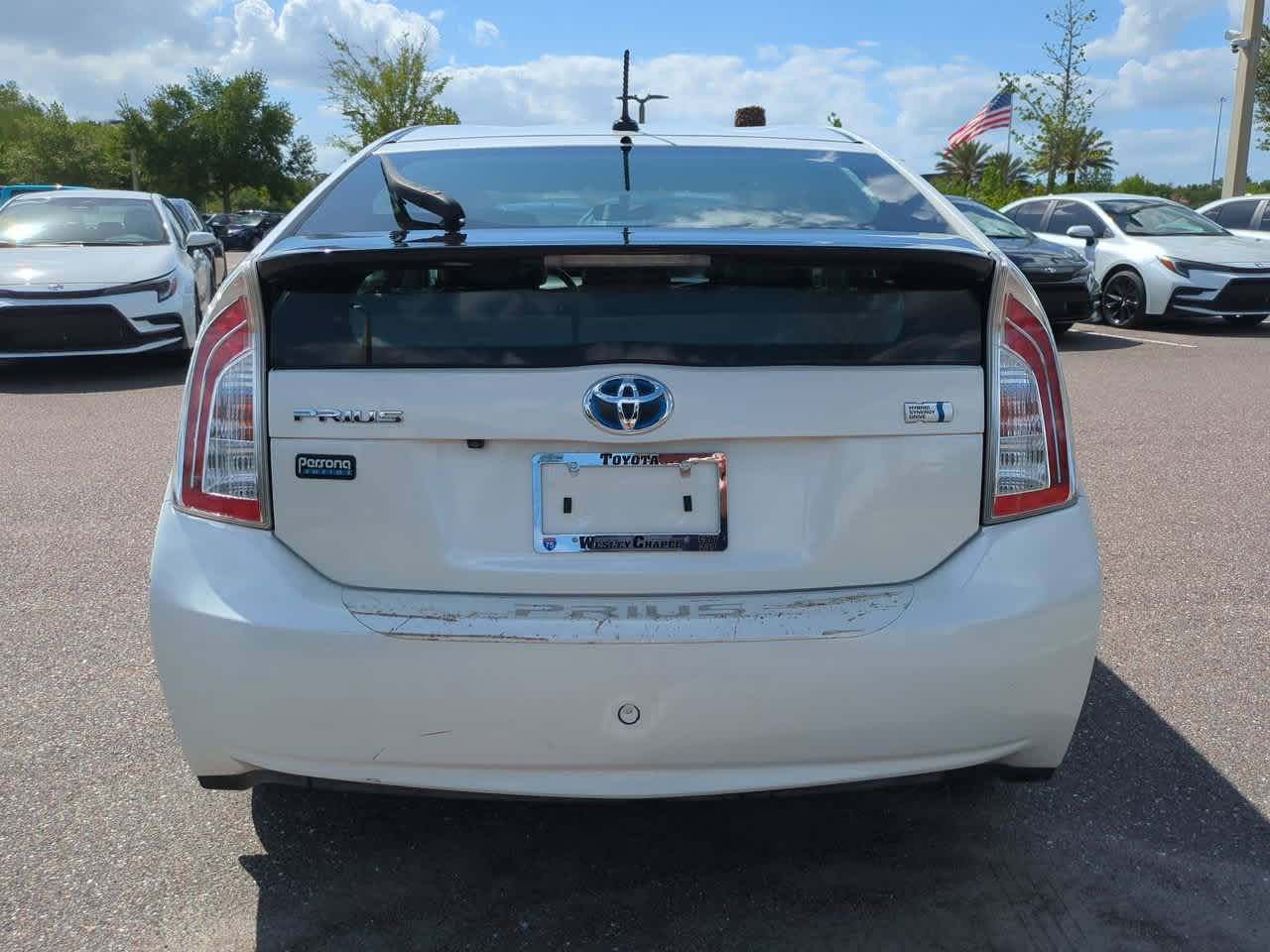 Thumbnail: 2015 Toyota Prius - 5