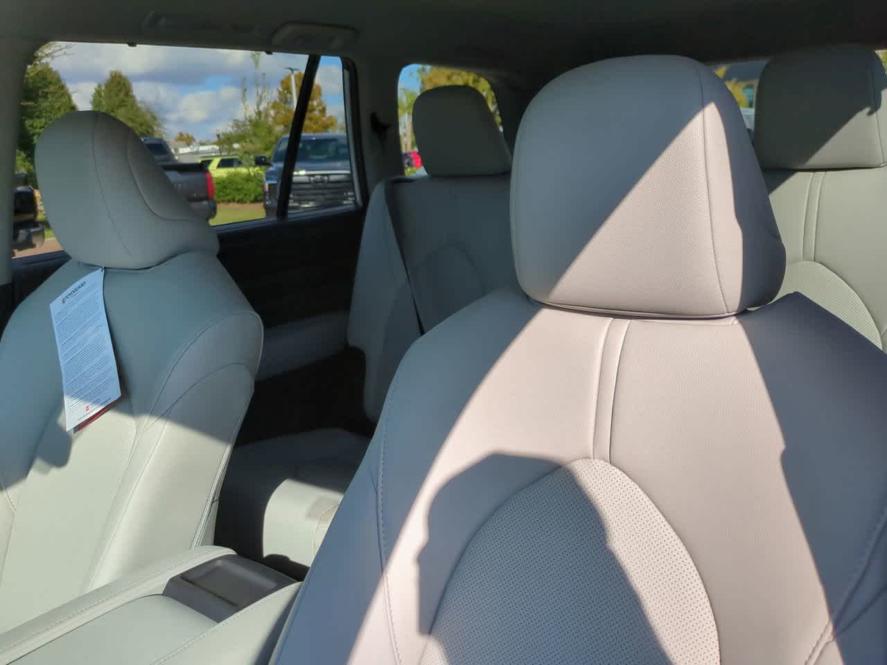 Thumbnail: 2026 Toyota Grand Highlander - 8