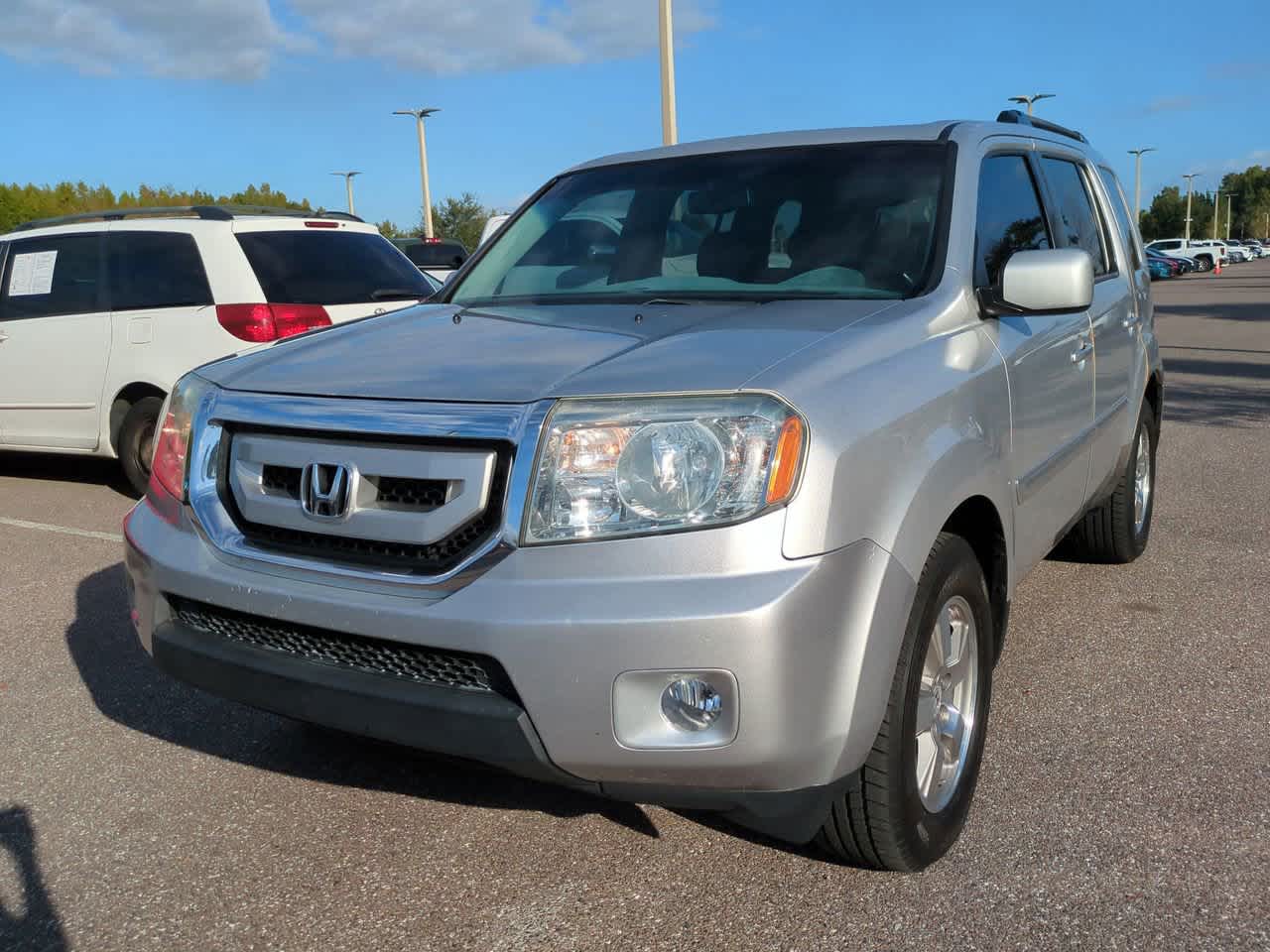 Thumbnail: 2011 Honda Pilot - 2